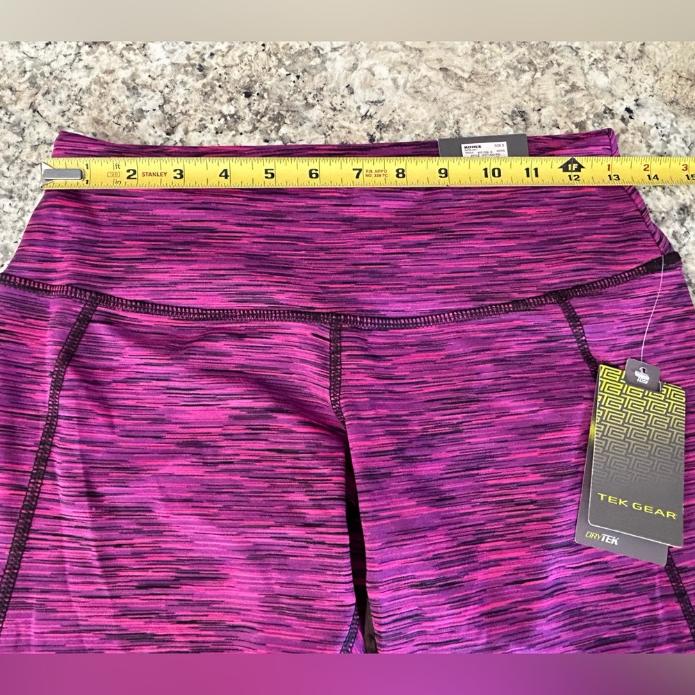 NWT Tek Gear DryTEK Mid Rise Capris Pink Purple Black Activewear Leggings Size S - Picture 8 of 9